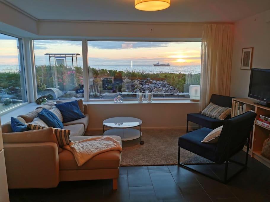 Beach Front Appartments In Design Eco-Villa Ulsteinvik Exteriér fotografie