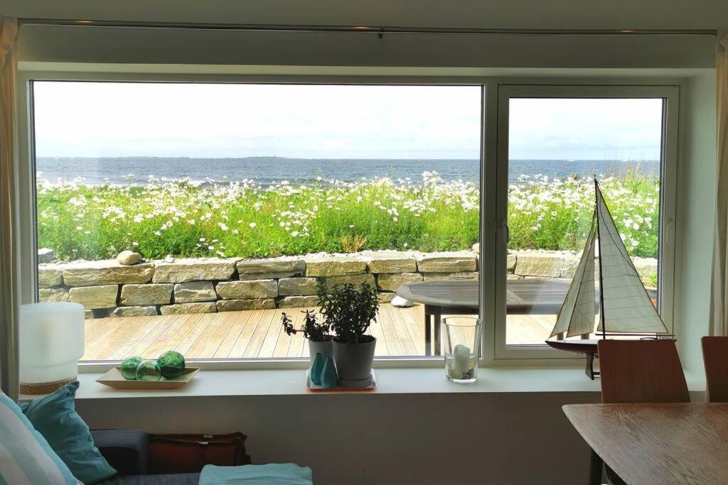 Beach Front Appartments In Design Eco-Villa Ulsteinvik Pokoj fotografie